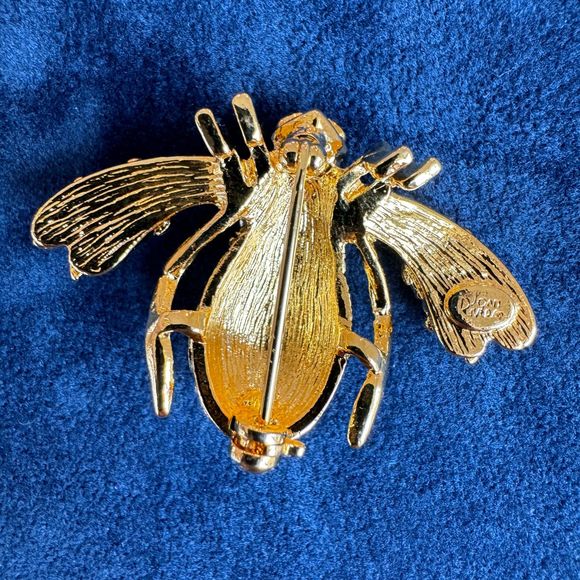 Joan Rivers Cloisonné Bee Pin From The Joan Rivers Private Collection - Rare - Picture 6 of 7